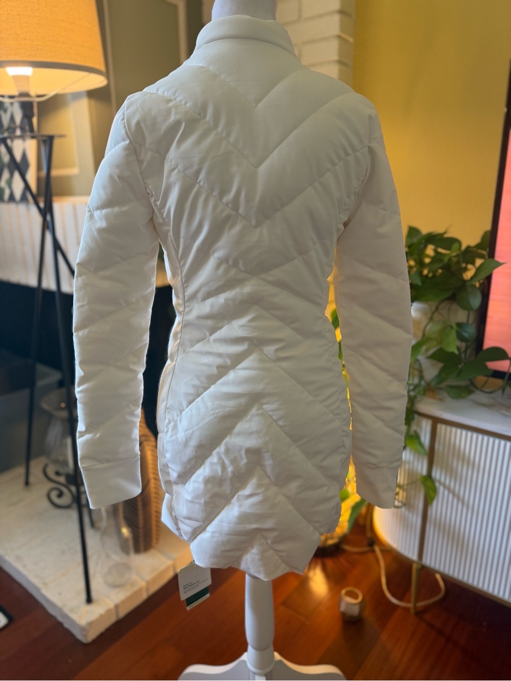 HALARA White Quilted Long Puffer Jacket - Picture 3 of 9